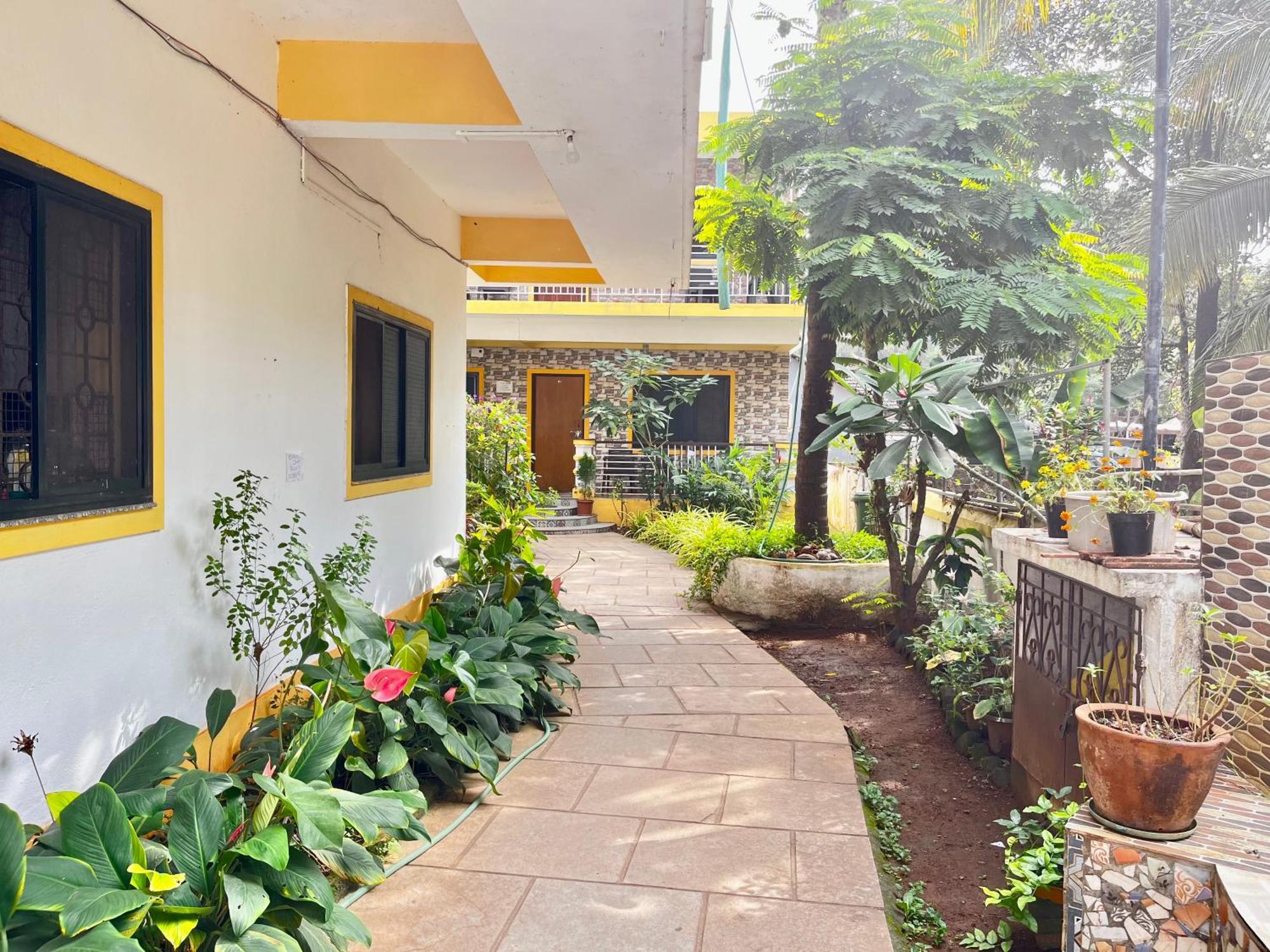 St. Anthony Guest House. Anjuna Exterior foto